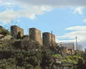 Old Windmills of Neapoli